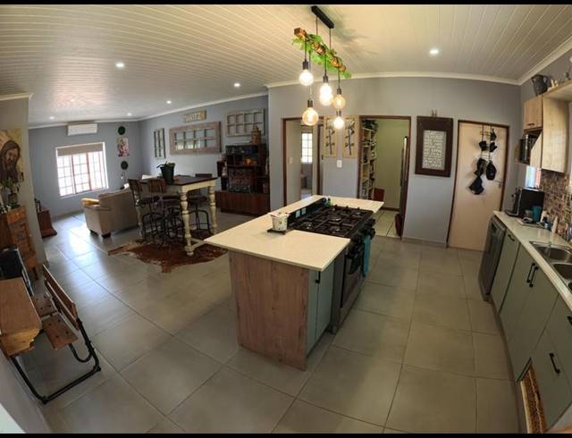 3 BEDROOM HOUSE FOR SALE IN TWEE RIVIEREN